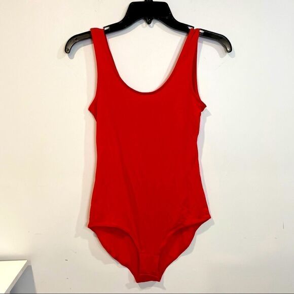 Gibson Basic Solid Soft Stretchy Sleeveless Tank Top Bodysuit Leotard in Red - Picture 1 of 8